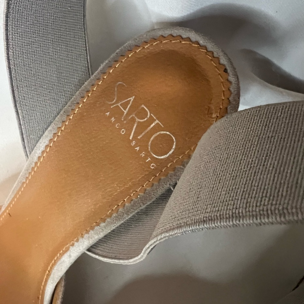 Franco Sarto Gray Suede Block Heel Pumps - Picture 5 of 9